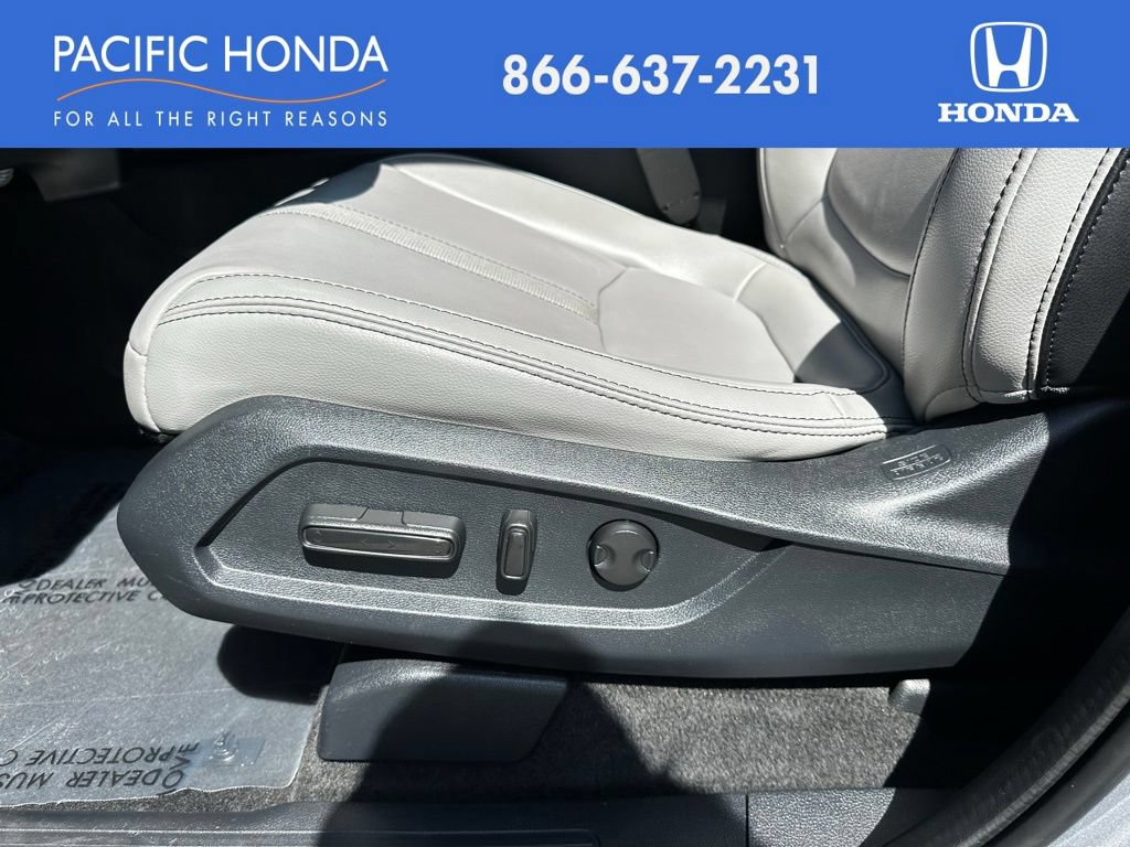 Used 2023 Honda Pilot Touring image 21