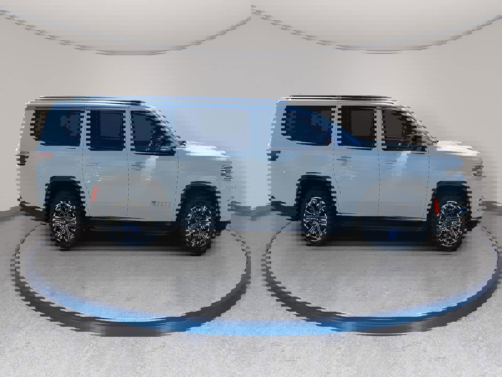 Used 2023 Jeep Wagoneer L Series II image 4