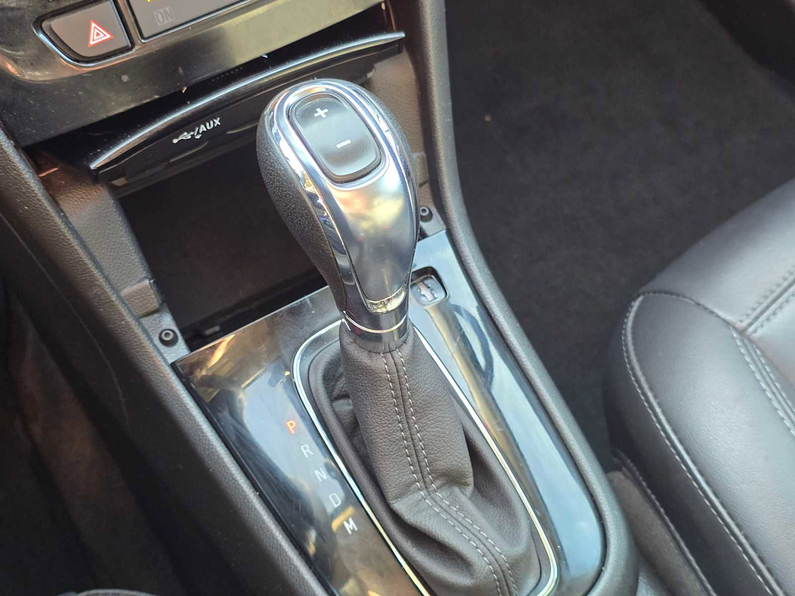 Used 2018 Buick Encore Essence image 38