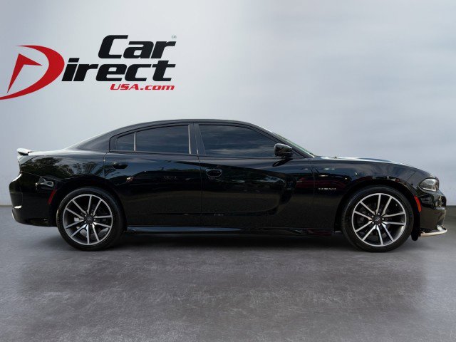 Used 2022 Dodge Charger R/T w/ Plus Group RWD image 4