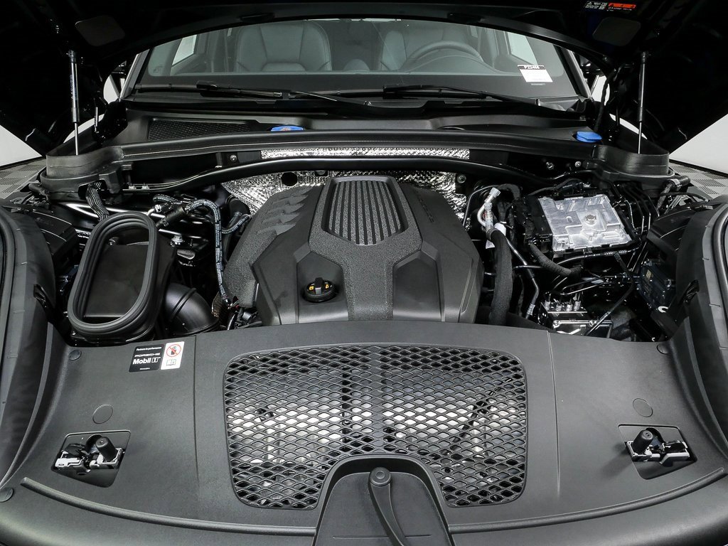 New 2026 Porsche Macan image 36