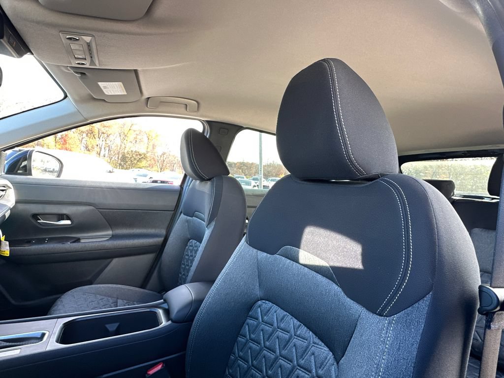 New 2026 Nissan Kicks SV FWD image 18