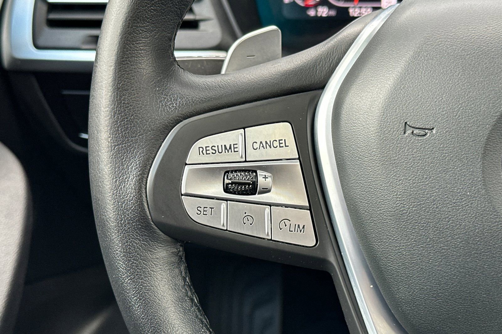 Used 2023 BMW X4 xDrive30i w/ Premium Package AWD/4WD image 27