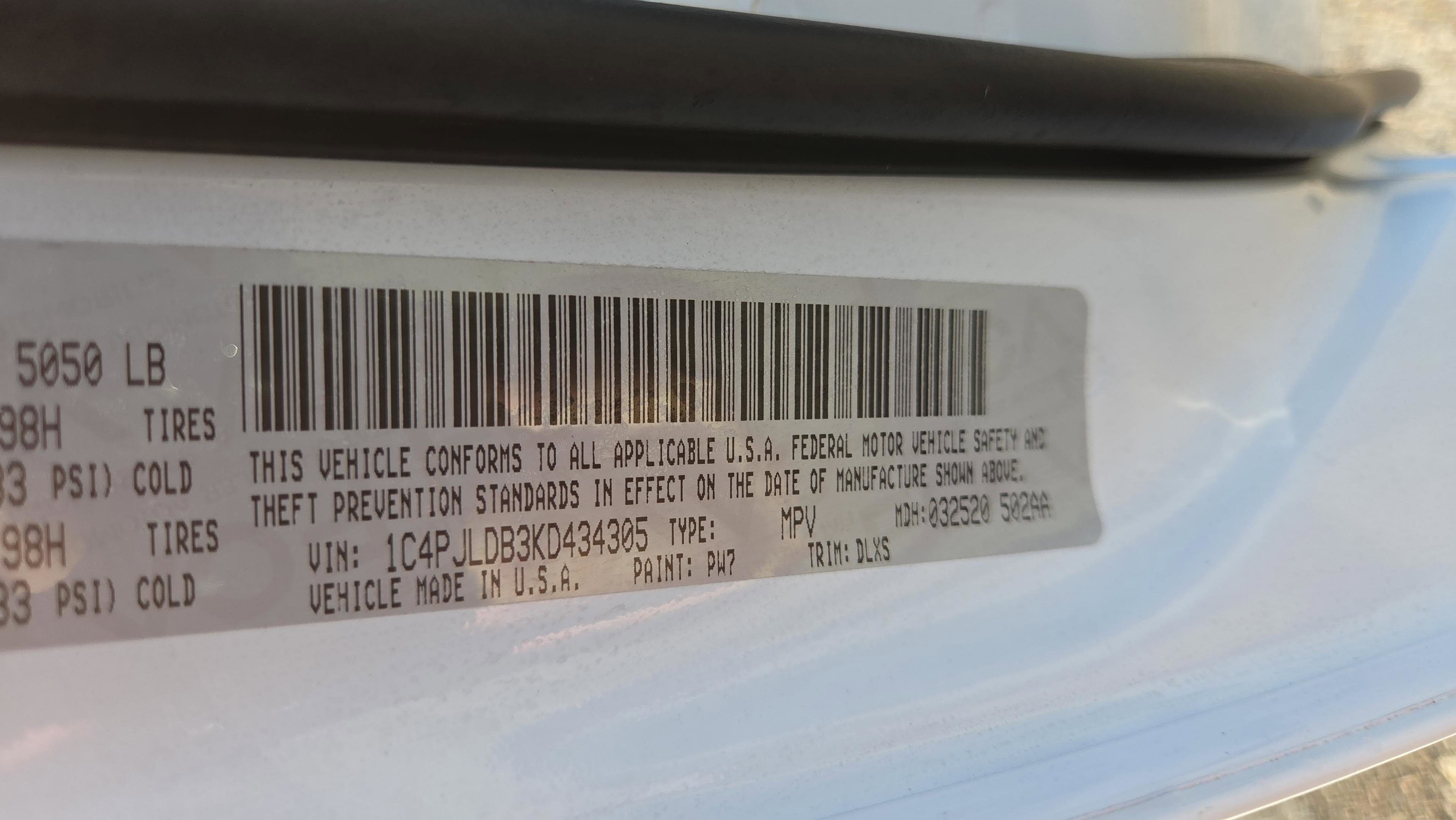 Used 2019 Jeep Cherokee Limited image 26