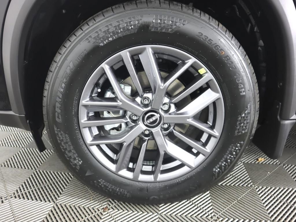 Certified 2025 Nissan Rogue S image 10