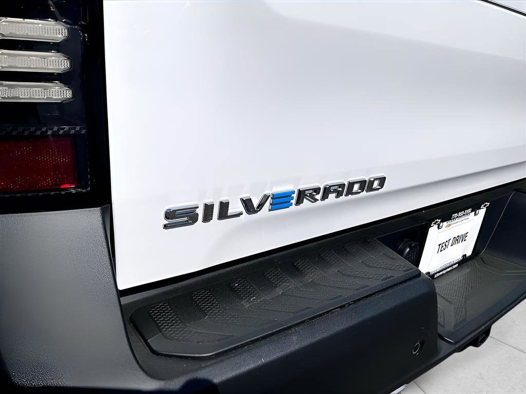 New 2026 Chevrolet Silverado EV LT w/ Plus Package AWD/4WD image 9
