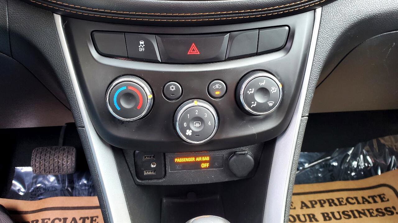 Used 2021 Chevrolet Trax LT image 23