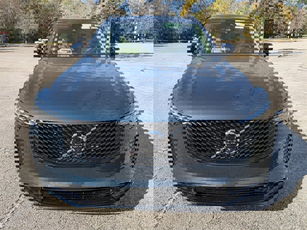 New 2026 Volvo XC90 B6 Ultra w/ Protection Package Premier image 9