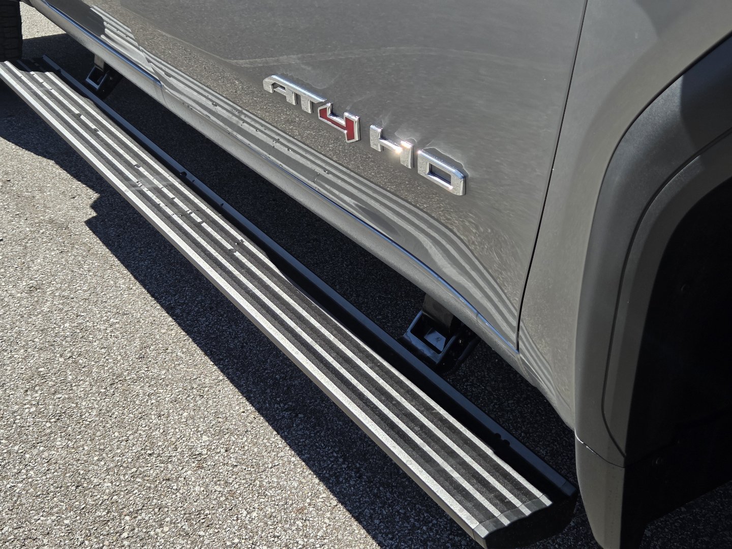New 2026 GMC Sierra 2500 AT4 w/ AT4 Premium Plus Package AWD/4WD image 23