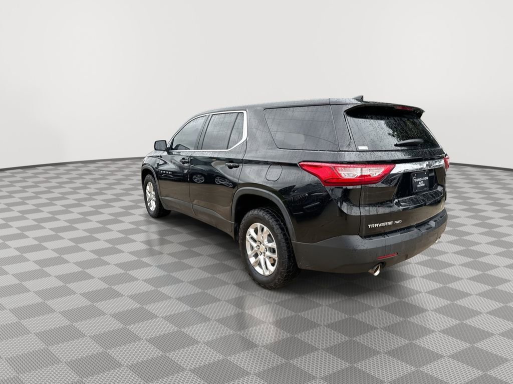 Used 2021 Chevrolet Traverse LS AWD/4WD image 8