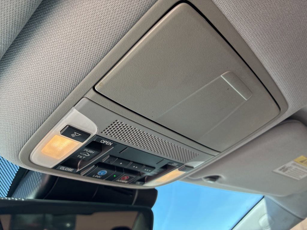 Used 2015 Acura TLX V6 SH-AWD w/ Technology Pkg image 39