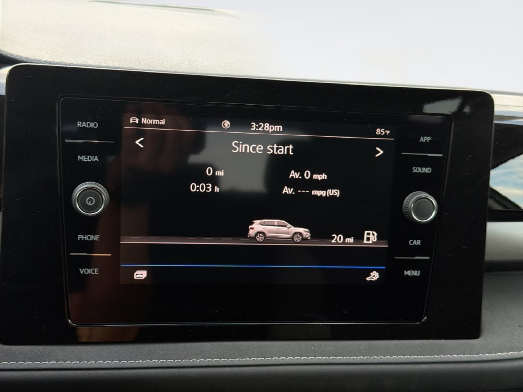 New 2026 Volkswagen Taos SE AWD/4WD image 12
