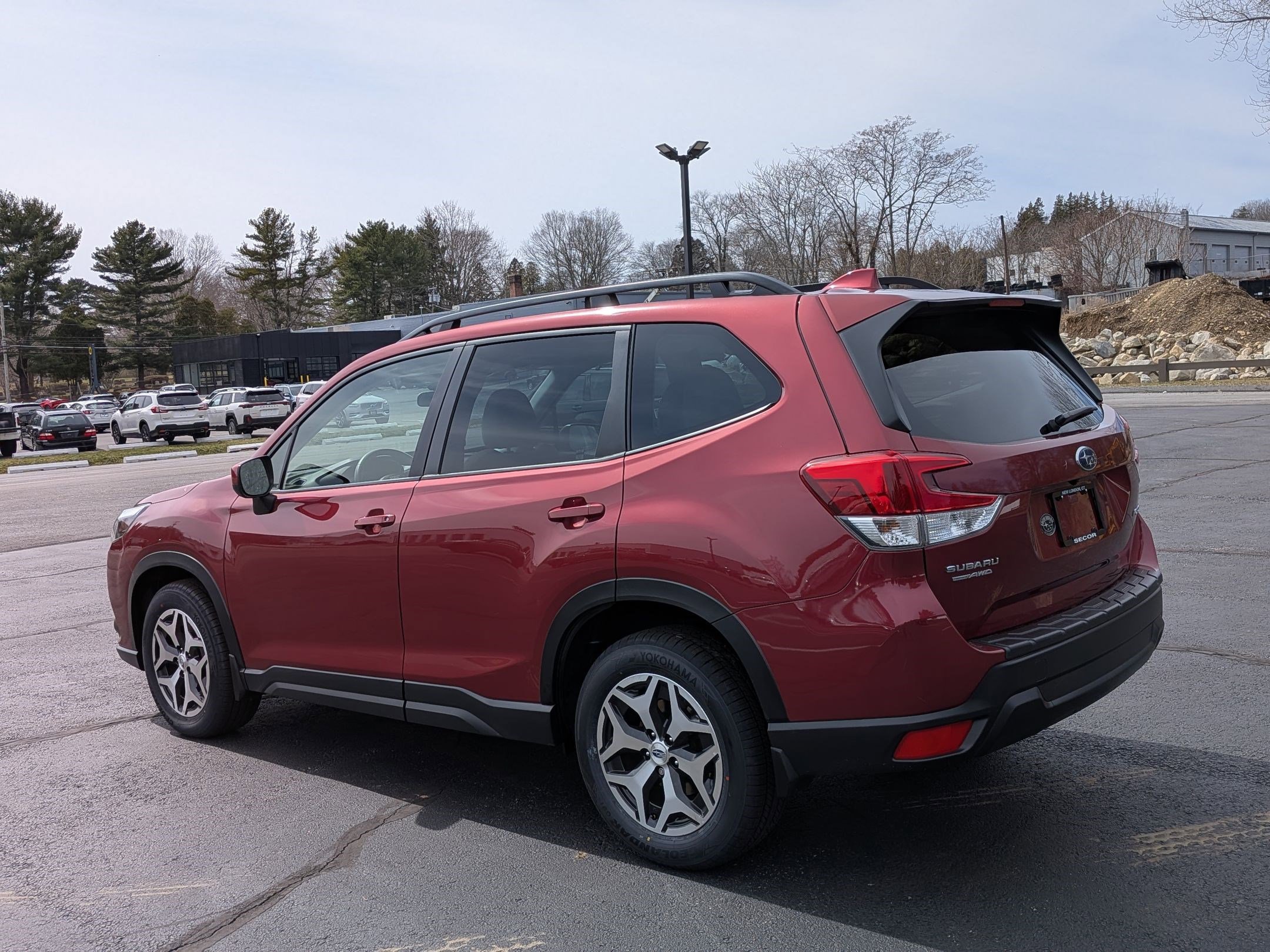 Used 2012 Subaru Forester 2.5X Premium w/ All-Weather Pkg image 3
