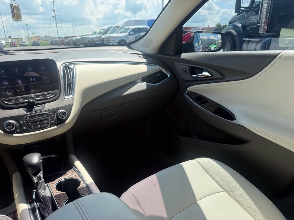 Used 2021 Chevrolet Malibu LT w/ Leather Package FWD image 39
