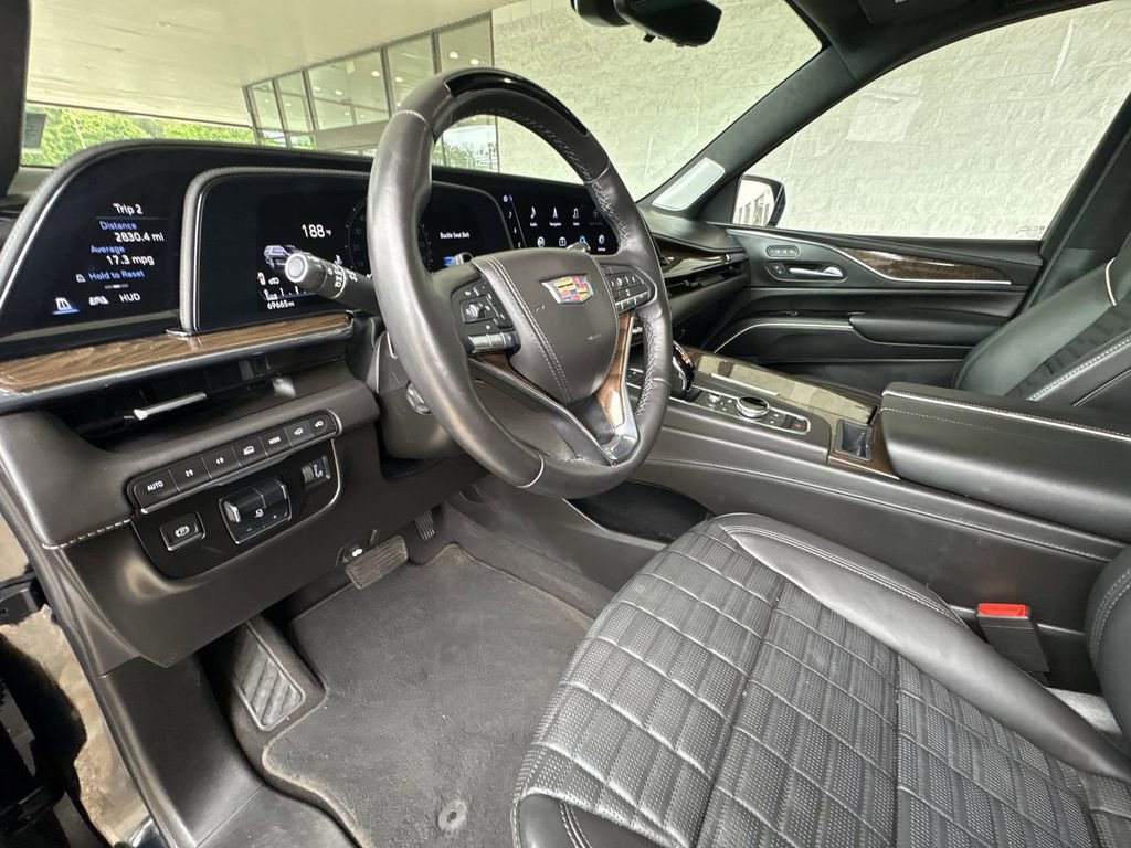 Certified 2023 Cadillac Escalade ESV Sport Platinum w/ LPO, ONYX Package AWD/4WD image 10
