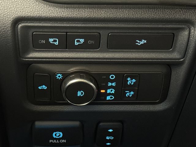 Used 2022 Ford F150 Lariat AWD/4WD image 32