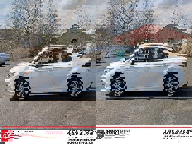 Used 2023 Toyota Camry LE image 6