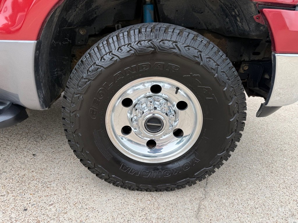 Used 2005 Ford Excursion XLT AWD/4WD image 12