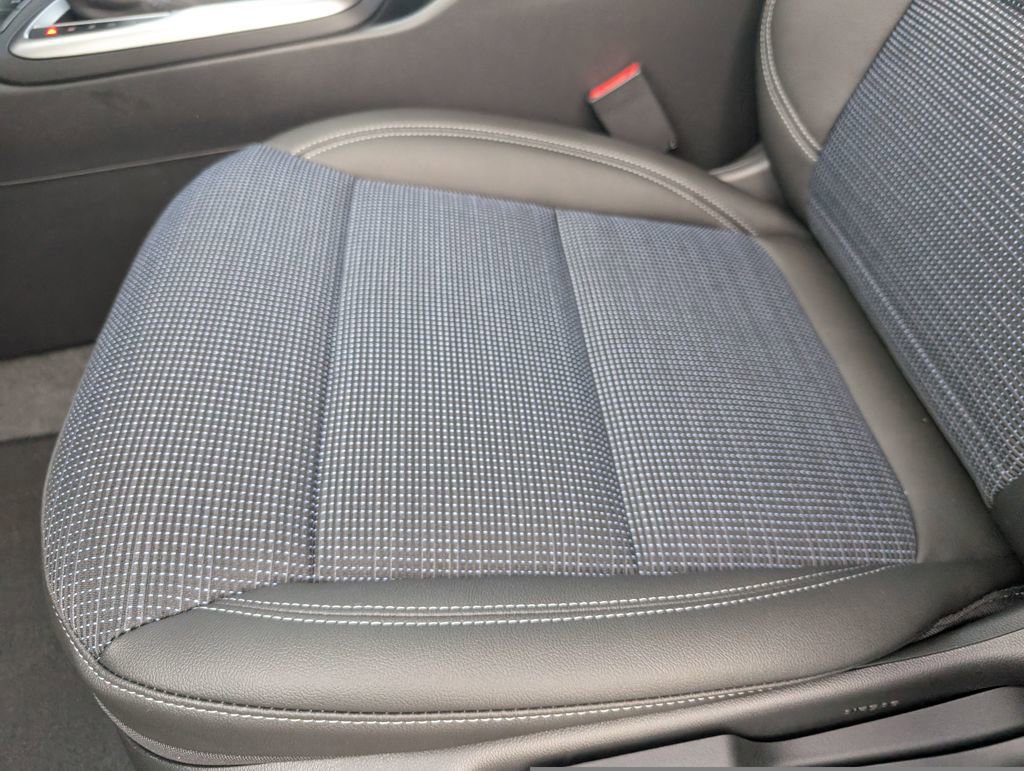 New 2026 Buick Envista Preferred image 23