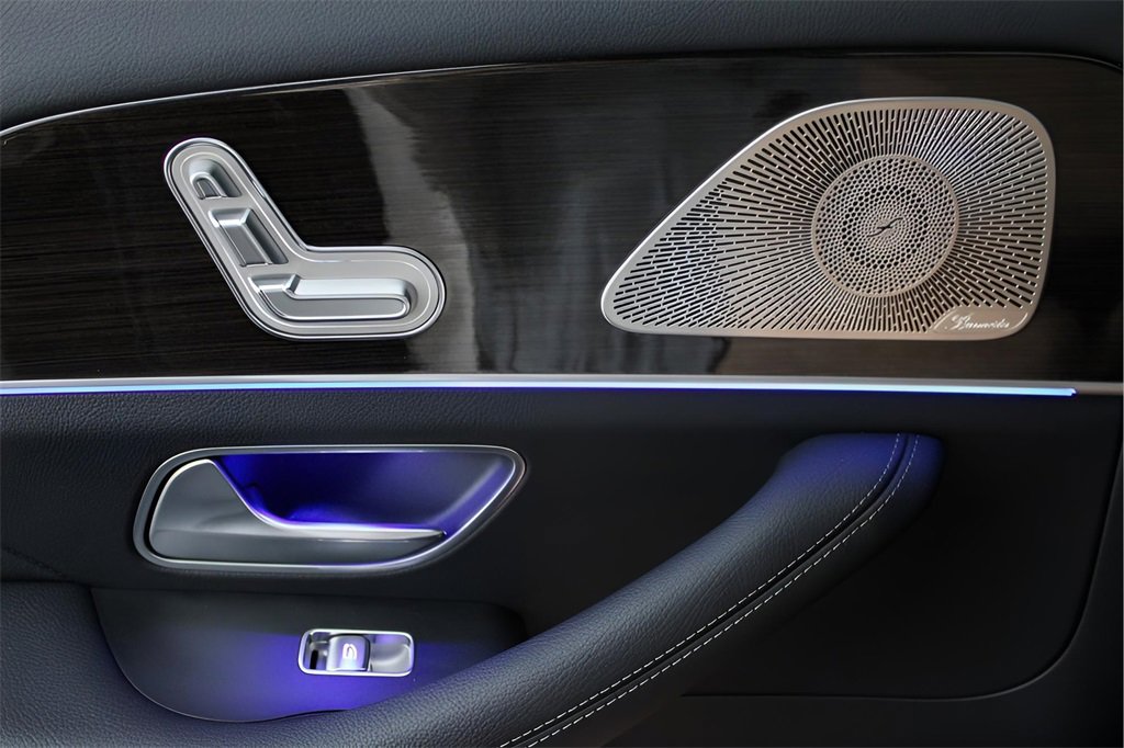 Used 2025 Mercedes-Benz GLS 450 4MATIC image 22