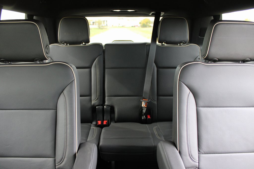 Used 2021 GMC Yukon SLT w/ SLT Premium Package image 31