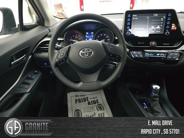 Used 2022 Toyota C-HR XLE image 13