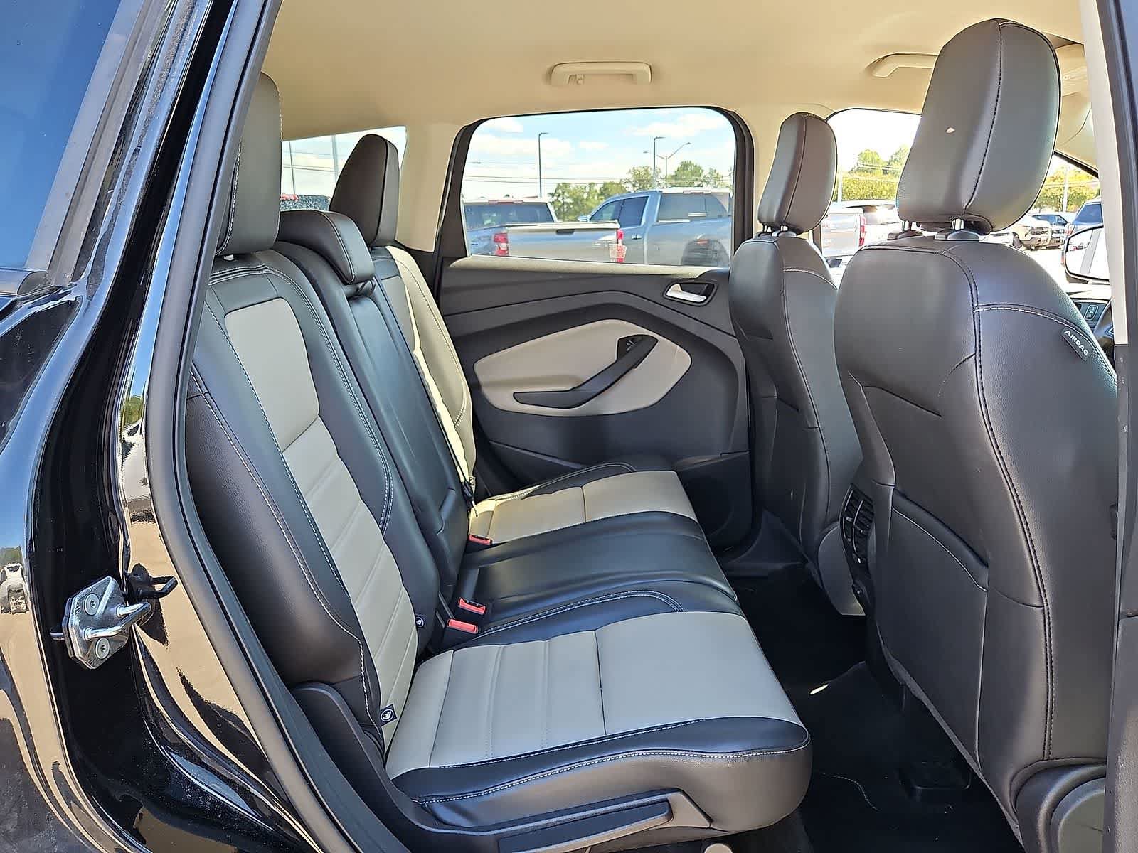 Used 2019 Ford Escape SEL FWD image 31