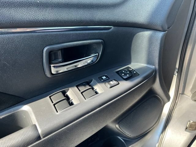Used 2025 Mitsubishi Outlander Sport ES AWD/4WD image 31