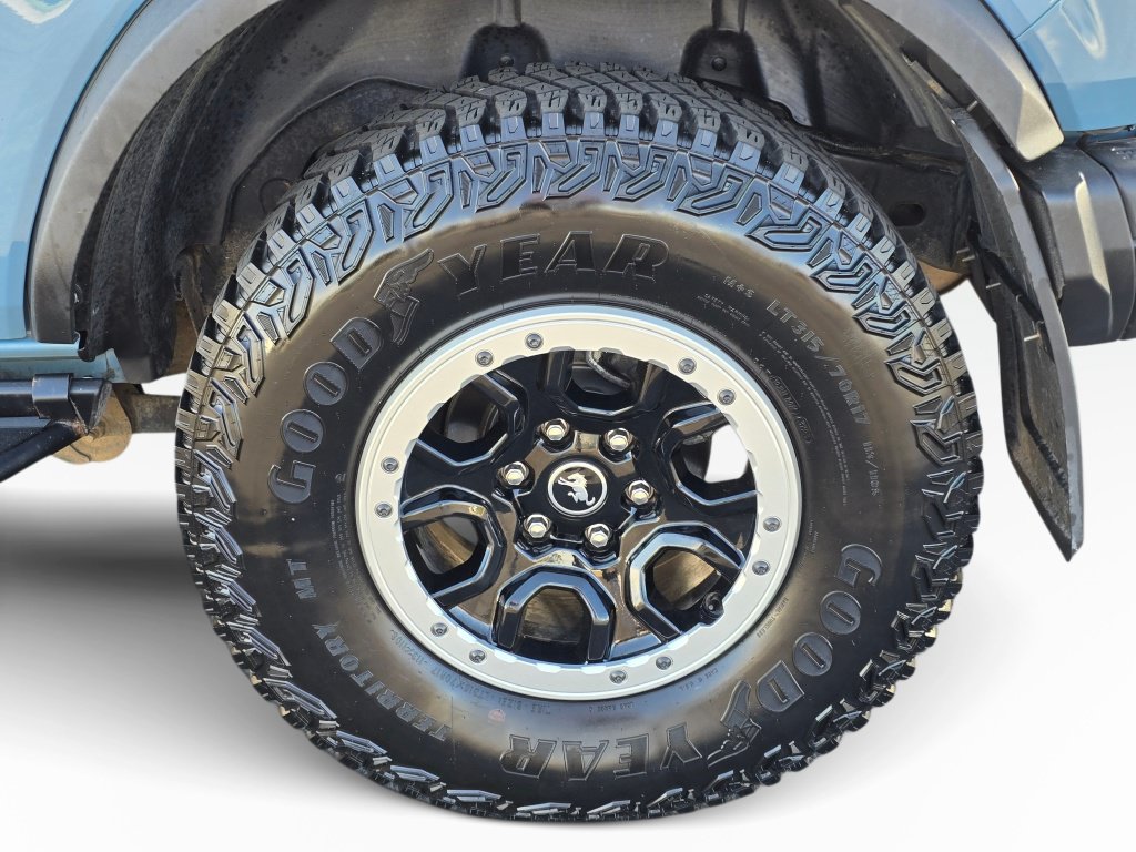 Used 2023 Ford Bronco Black Diamond w/ Sasquatch Package AWD/4WD image 21