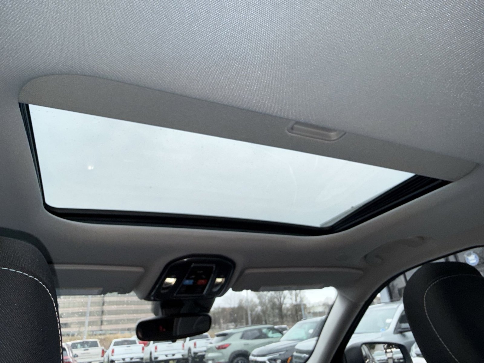 Used 2023 Jeep Grand Cherokee Laredo w/ Luxury Tech Group I image 24