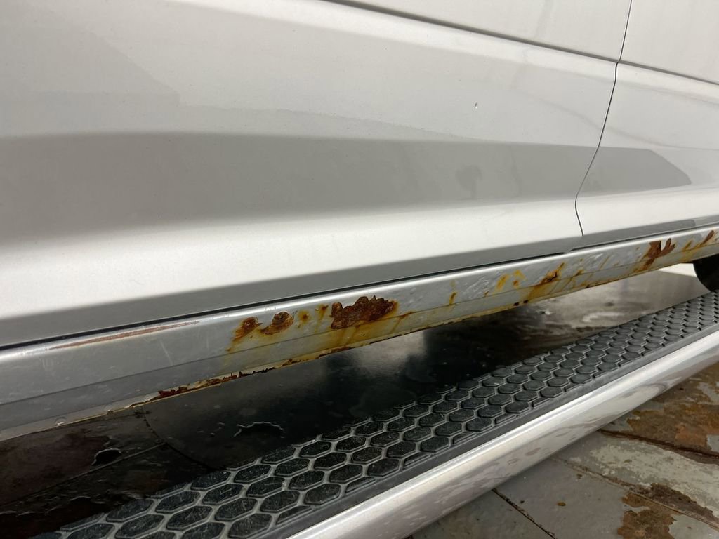 Used 2014 RAM 2500 Laramie w/ Protection Group image 32