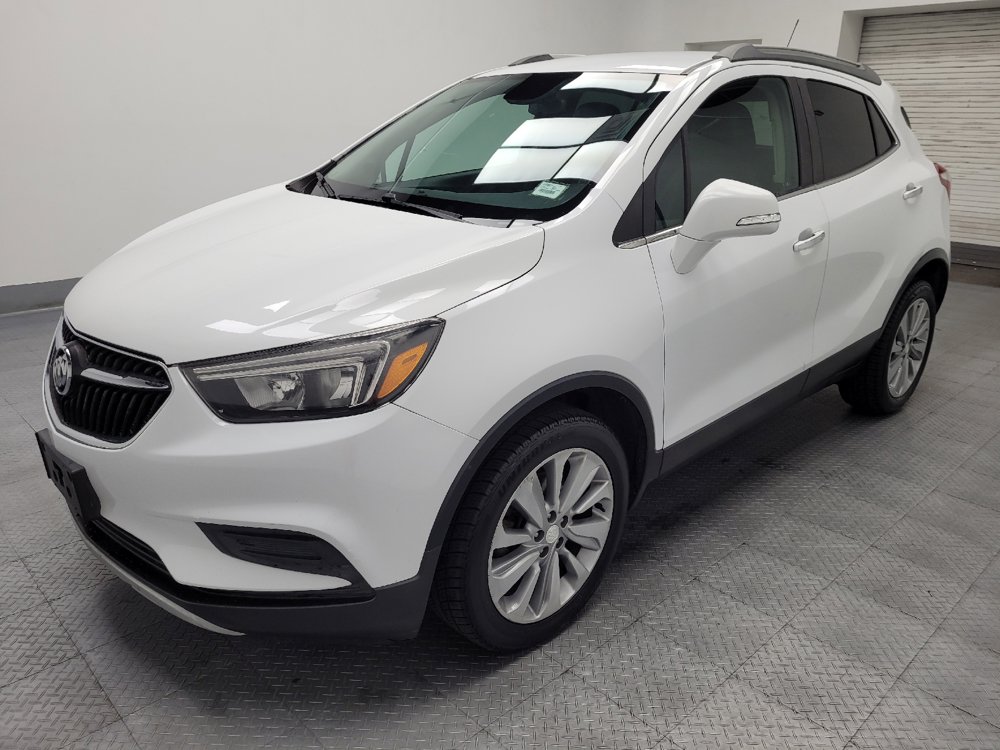 Used 2018 Buick Encore Preferred FWD image 2