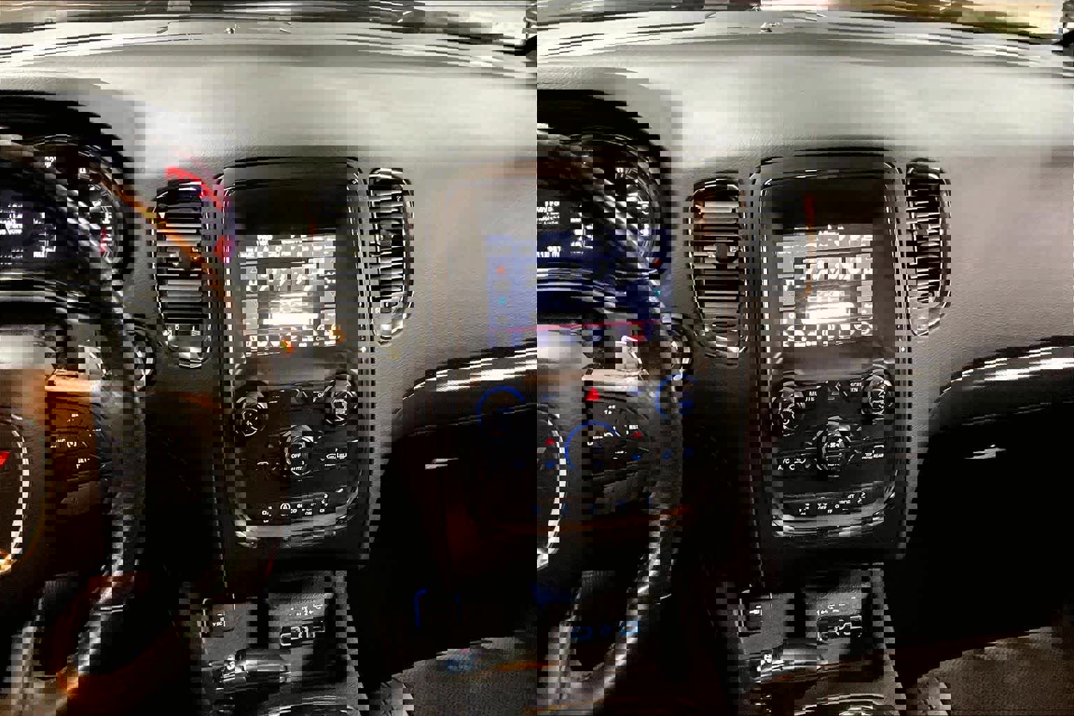 Used 2018 Dodge Durango GT image 6