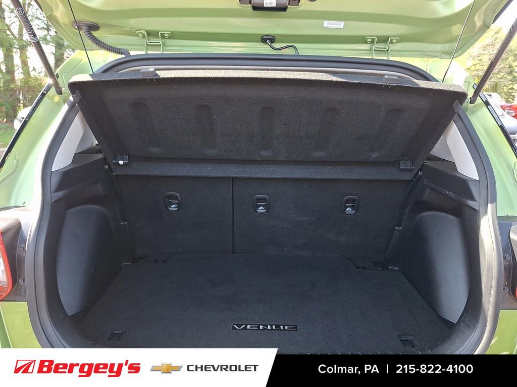 Used 2023 Hyundai Venue SEL image 31