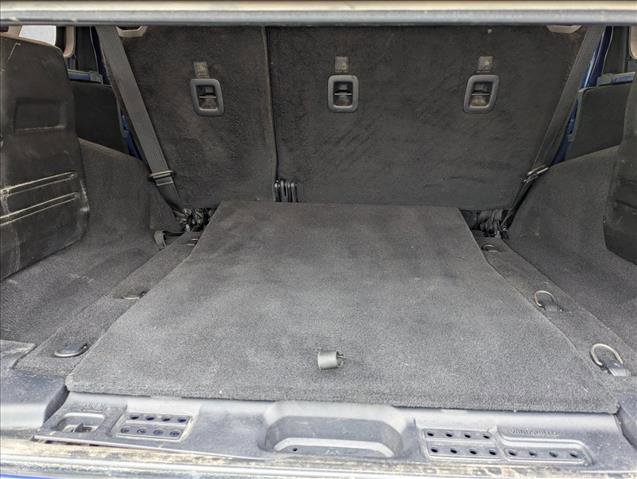 Used 2018 Jeep Wrangler Unlimited Sahara image 29