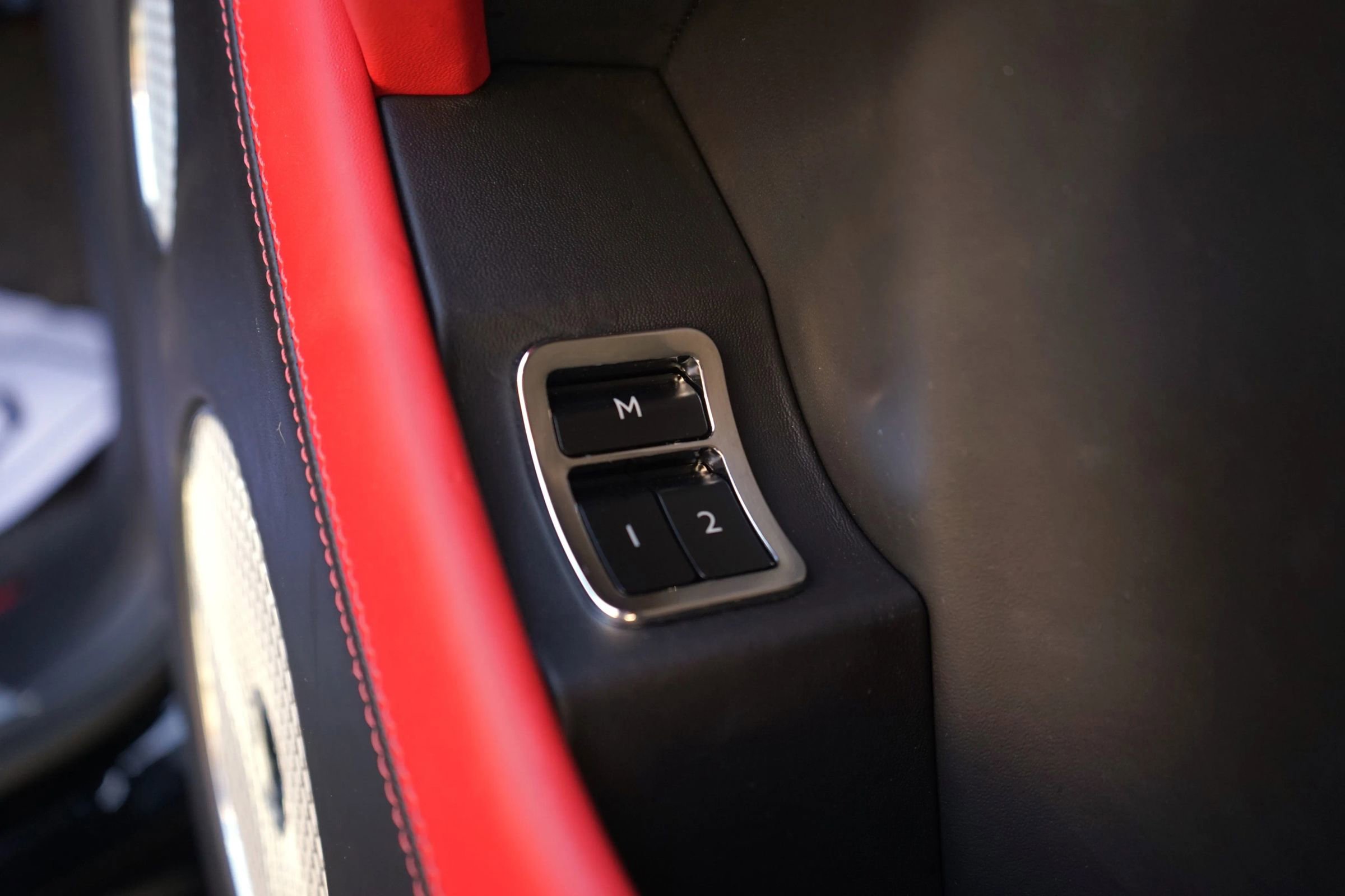 Used 2021 Bentley Bentayga Speed image 40