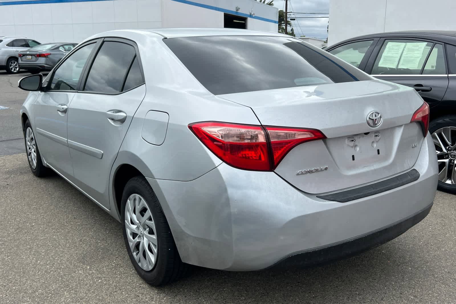 Used 2019 Toyota Corolla LE FWD image 6