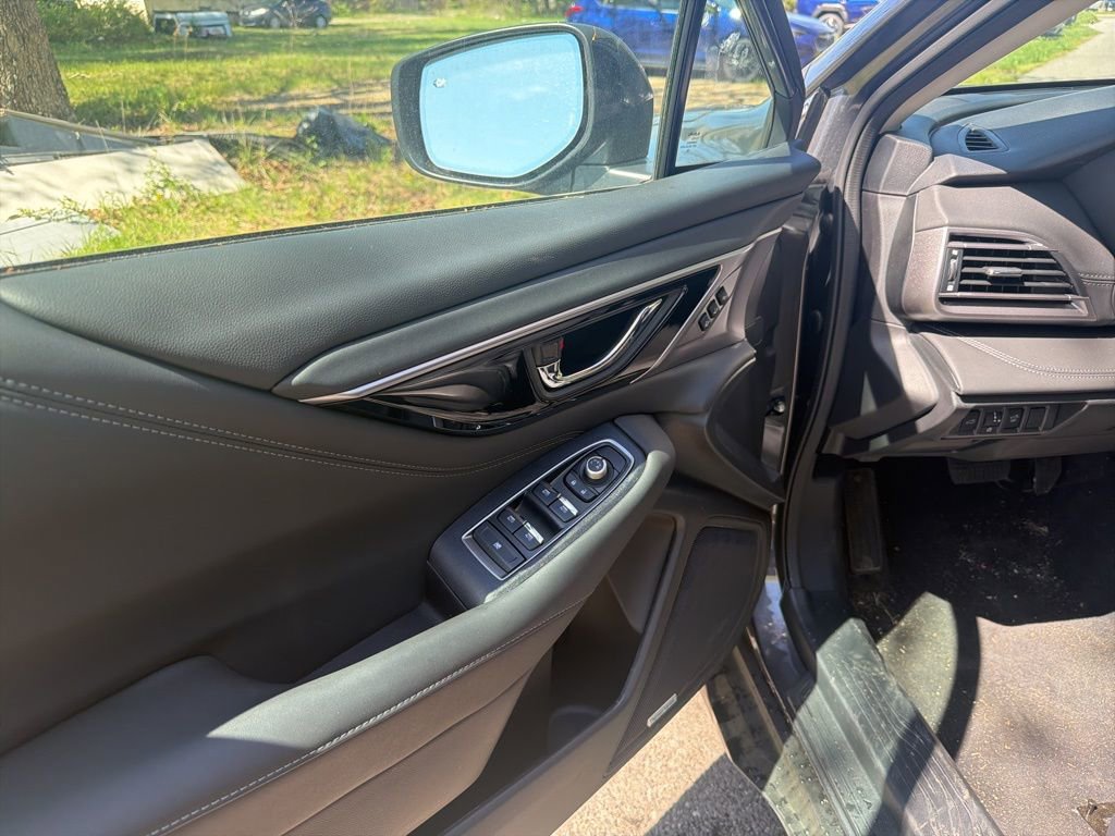 Certified 2025 Subaru Outback Limited image 18