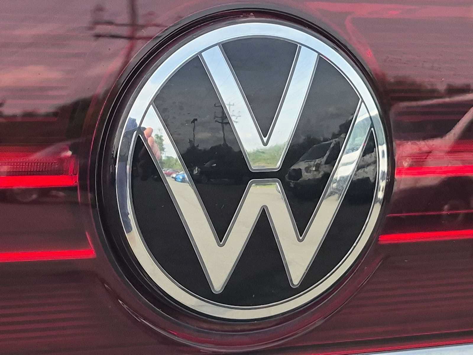 Used 2024 Volkswagen Atlas SE w/ Black Wheel Package AWD/4WD image 12