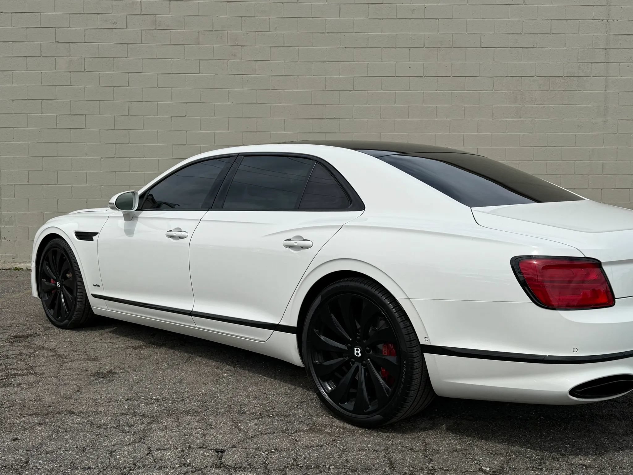 Used 2021 Bentley Flying Spur W12 AWD/4WD image 25