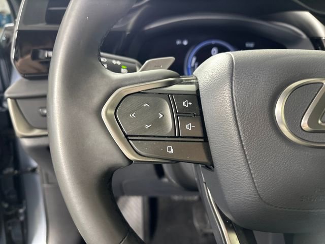 Used 2023 Lexus RZ 450e Premium image 15