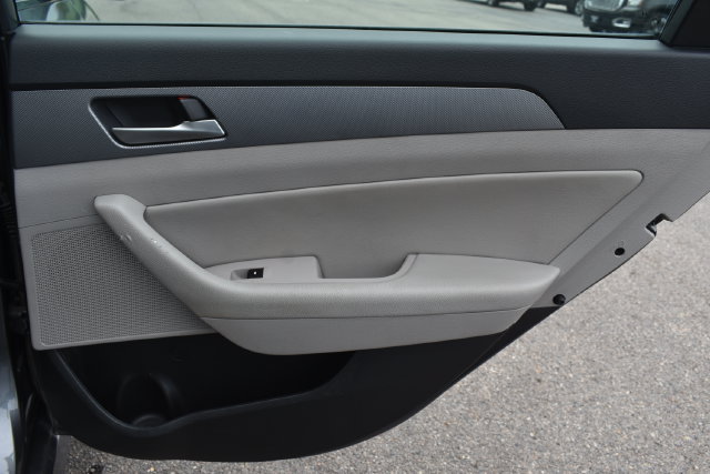 Used 2019 Hyundai Sonata SEL w/ Tech Package 02 FWD image 37
