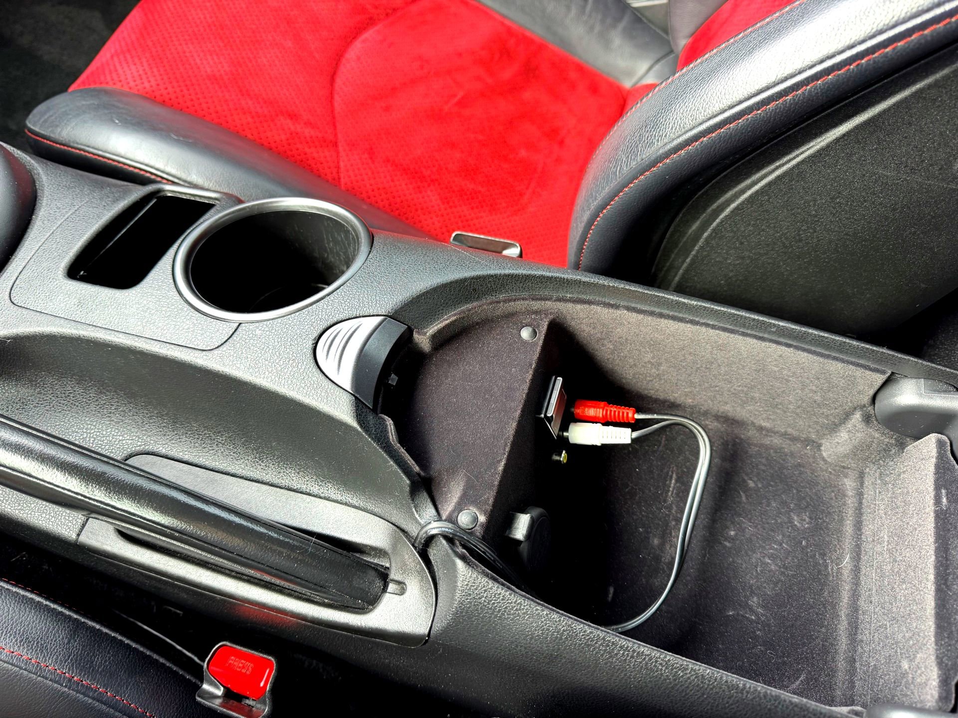 Used 2017 Nissan 370Z NISMO image 31