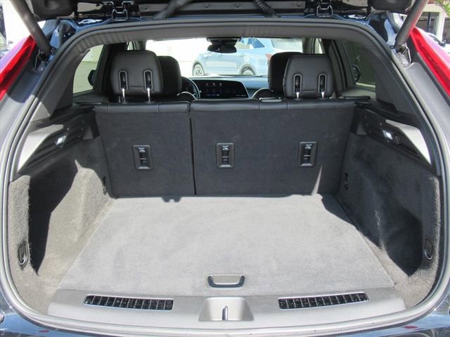 Certified 2025 Cadillac XT4 Premium Luxury image 33