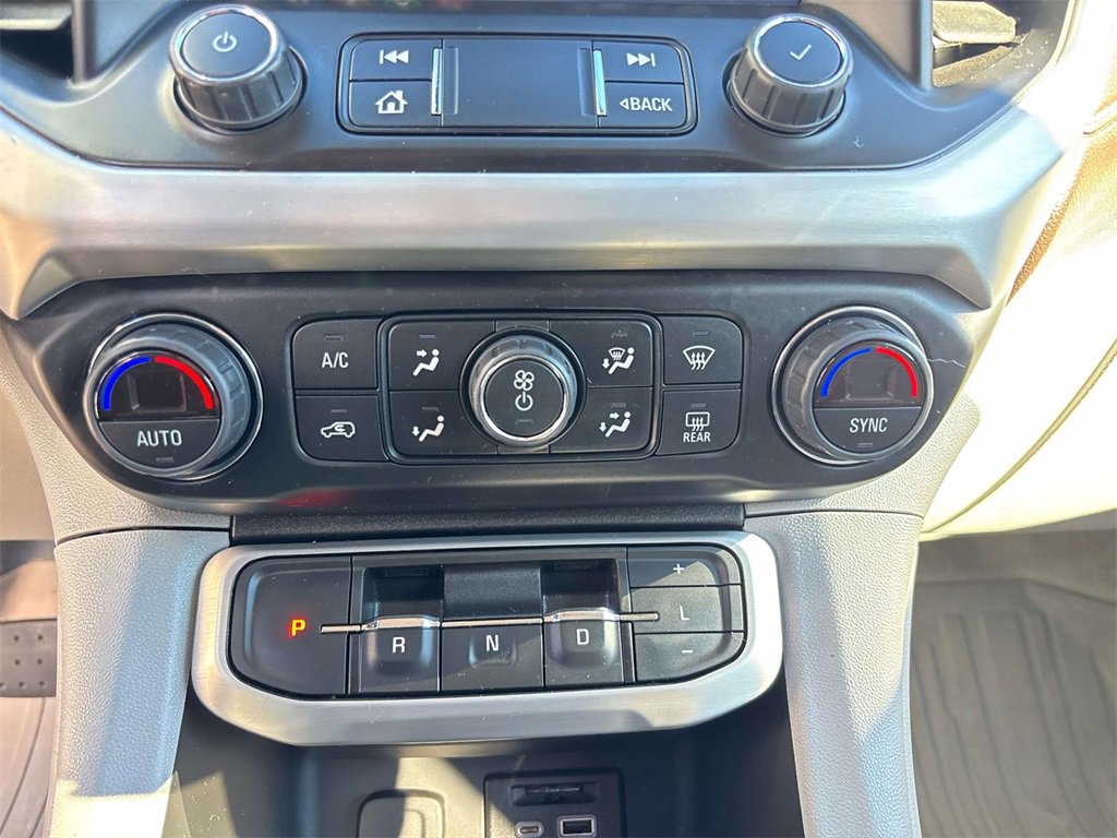 Used 2023 GMC Acadia SLT w/ Technology Package image 23