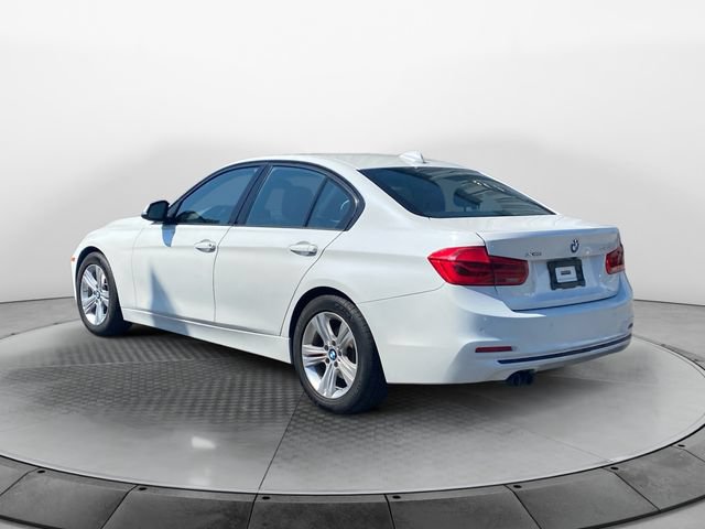 Used 2016 BMW 328i xDrive Sedan AWD/4WD image 3