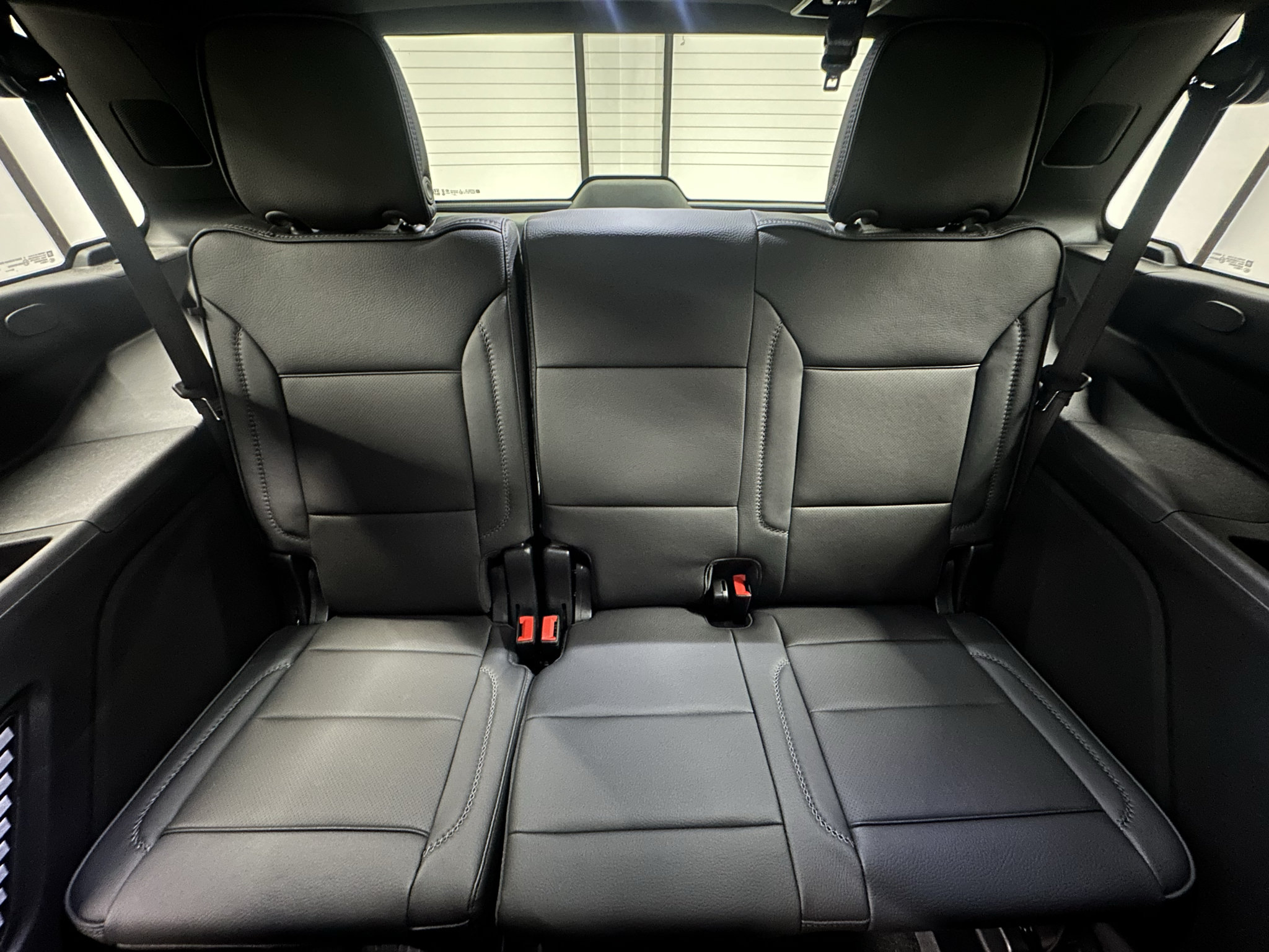 New 2027 GMC Yukon Denali w/ Sun & Power Step Package AWD/4WD image 20