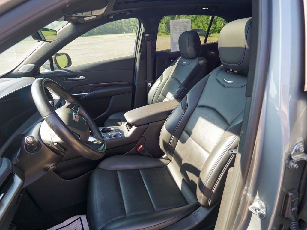 Used 2024 Cadillac XT4 Sport FWD image 20