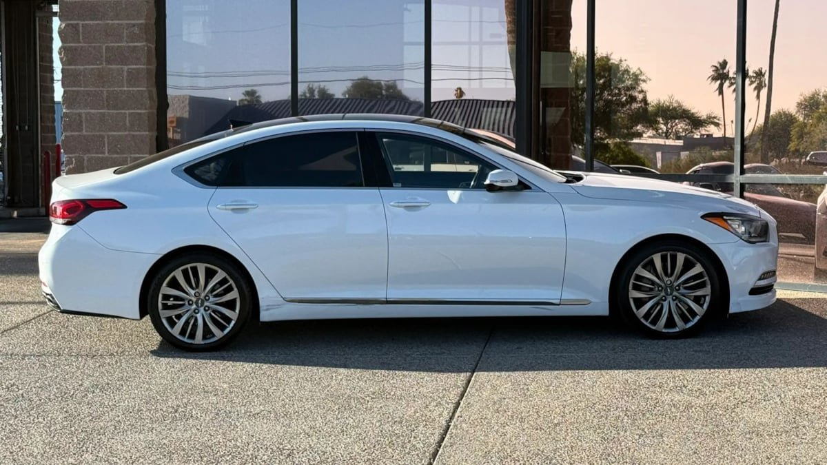 Used 2017 Genesis G80 5.0 Ultimate RWD image 14