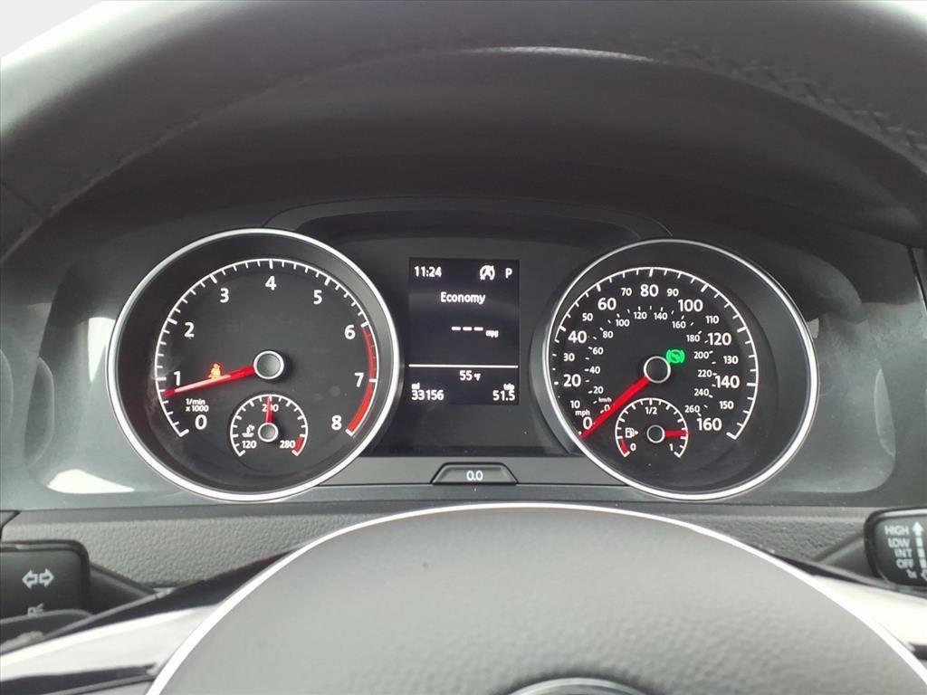 Used 2020 Volkswagen Golf 4-Door image 23